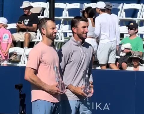 Not_Esportivas's tweet photo. Parabéns aos duplistas campeões, os americanos Nathaniel Lammons e o seu compatriota @JacksonWithrow7 que conquistaram o @atptour 250 de San Diego, conquistando o primeiro título no ano e na carreira.
#ATP #ATP250 #SanDiegoOpen #SanDiegotennis #NathanielLammons #JacksonWithrow https://t.co/e0FB9wIFu0