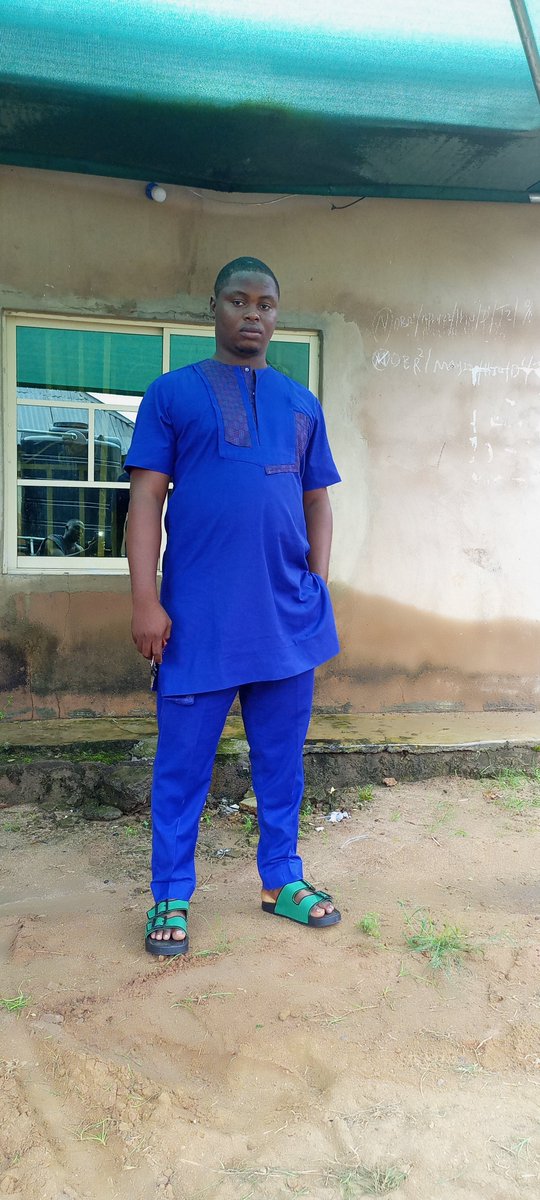 ChimarokeEbeni2's tweet photo. And God have blessed me with another beautiful year today. Happy birthday to me #lastdon

Charly boy https://t.co/nvZdmcCZk7