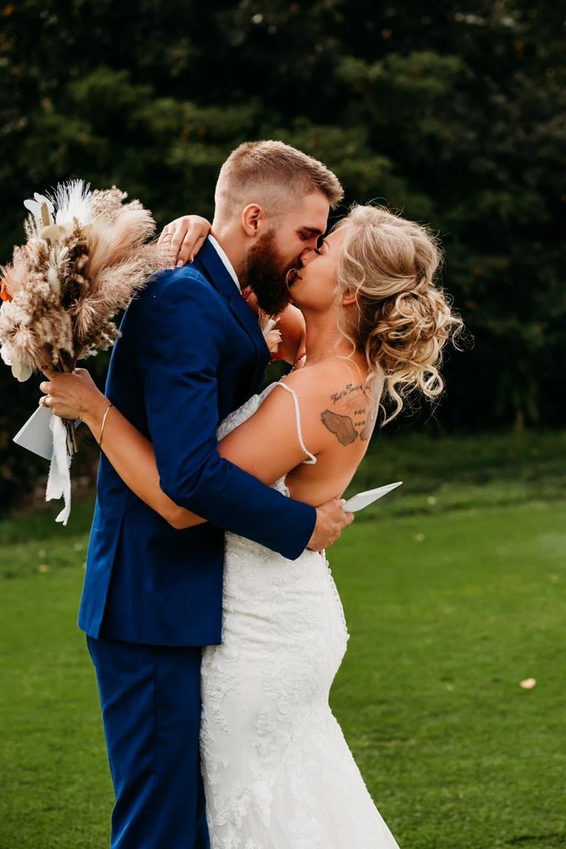 Chlooooster_23's tweet image. Yesterday was a dream🥹
9/24/2022 will forever be the best day ever