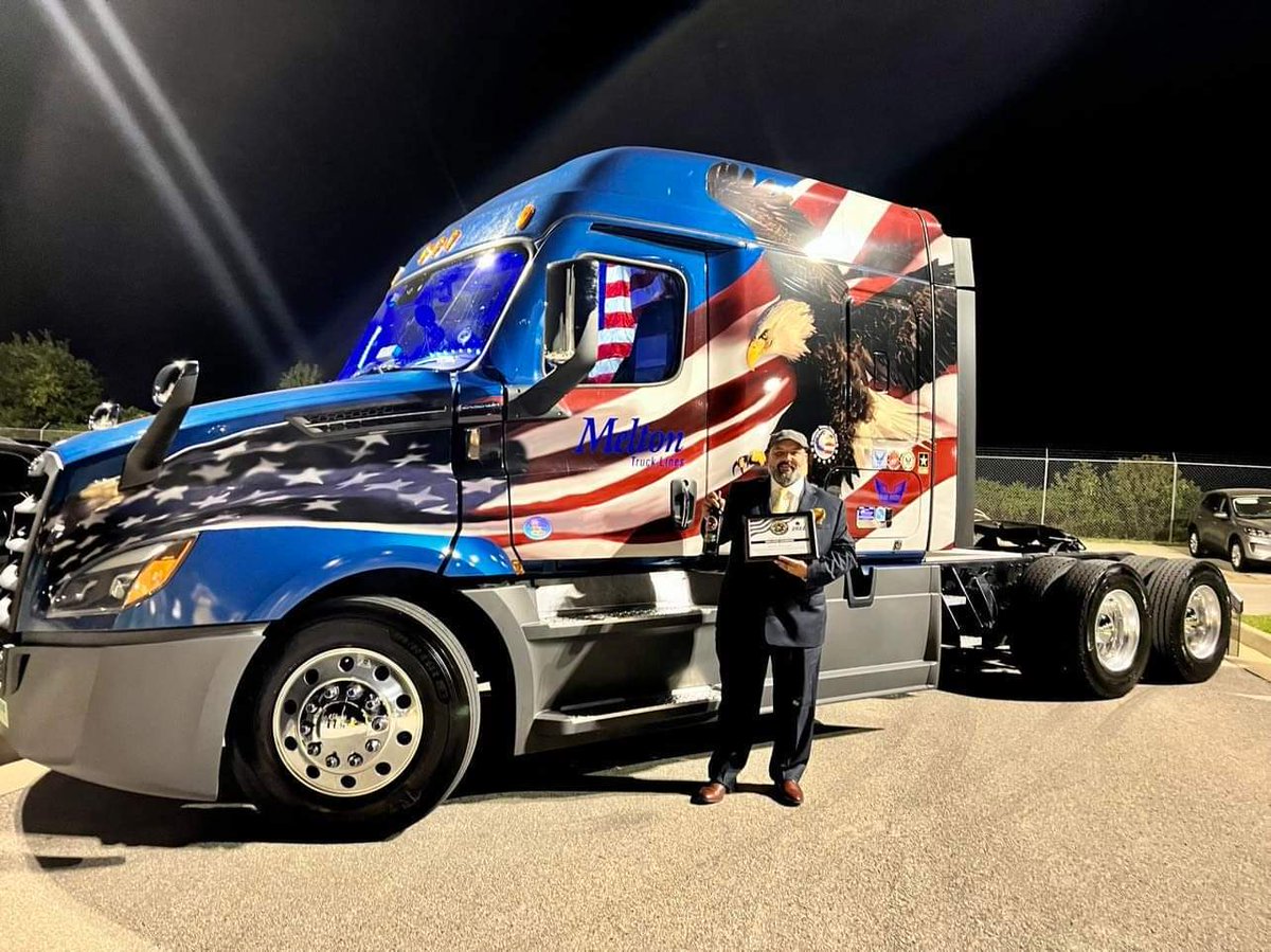 DriveMelton's tweet photo. This week, we had the honor of being invited to the Oklahoma Veteran Alliance Dinner. Air Force Veteran and Driver, Gus C., and his wife Kira, joined our office folks for the dinner. #veteranready #military #meltontrucklines #trucking https://t.co/Mr97xGaHWh