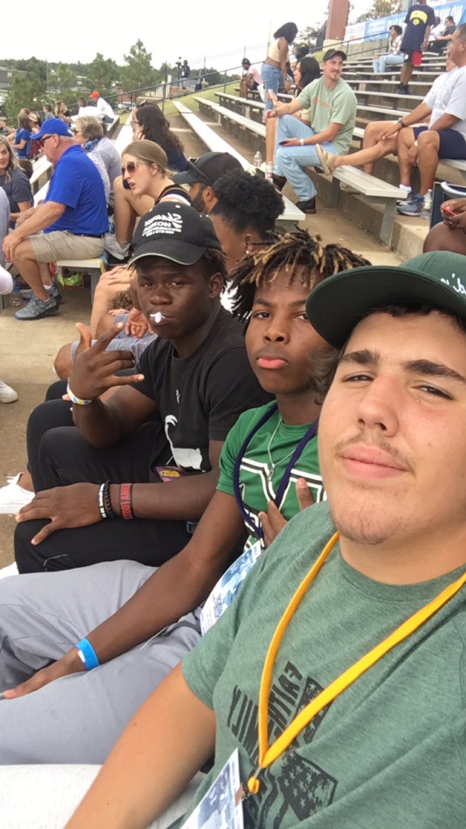 Had a great visit with the guys  <a href="/ucobronchofb/">UCO Football</a> <a href="/_CoachDonald/">Dimitri Donald™</a> <a href="/Big_Tolb/">Brandon tolbert</a> @Jayden_3_Bell <a href="/Miles24Thats/">Terryn Miles</a> <a href="/AydenKemp4/">Lunna</a> <a href="/TheCoachJoShow/">Prentice</a>