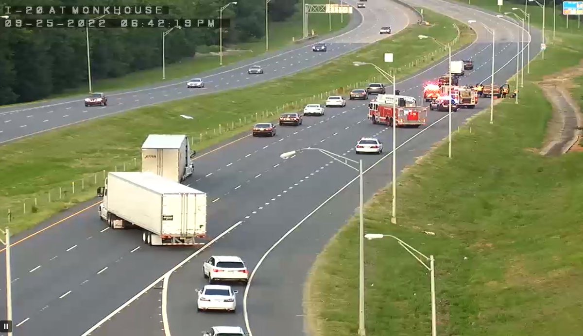 KSLA's tweet photo. HAPPENING NOW: 61-year-old man shot on I-20E; traffic limited to one lane as police investigate shooting ► https://t.co/dGZHy1czN8 https://t.co/XkJUkSWlEf