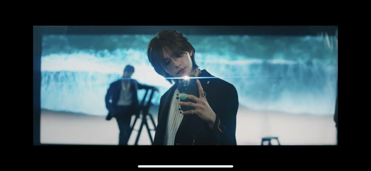 EmiHyunjin's tweet photo. ウキウキ😍
UNVEIL TRACK CHILL
#Day11ToMAXIDENT
#UnveilTrack_CHILL #CASE143
#StrayKids @Stray_Kids https://t.co/QcyAKsOnlG