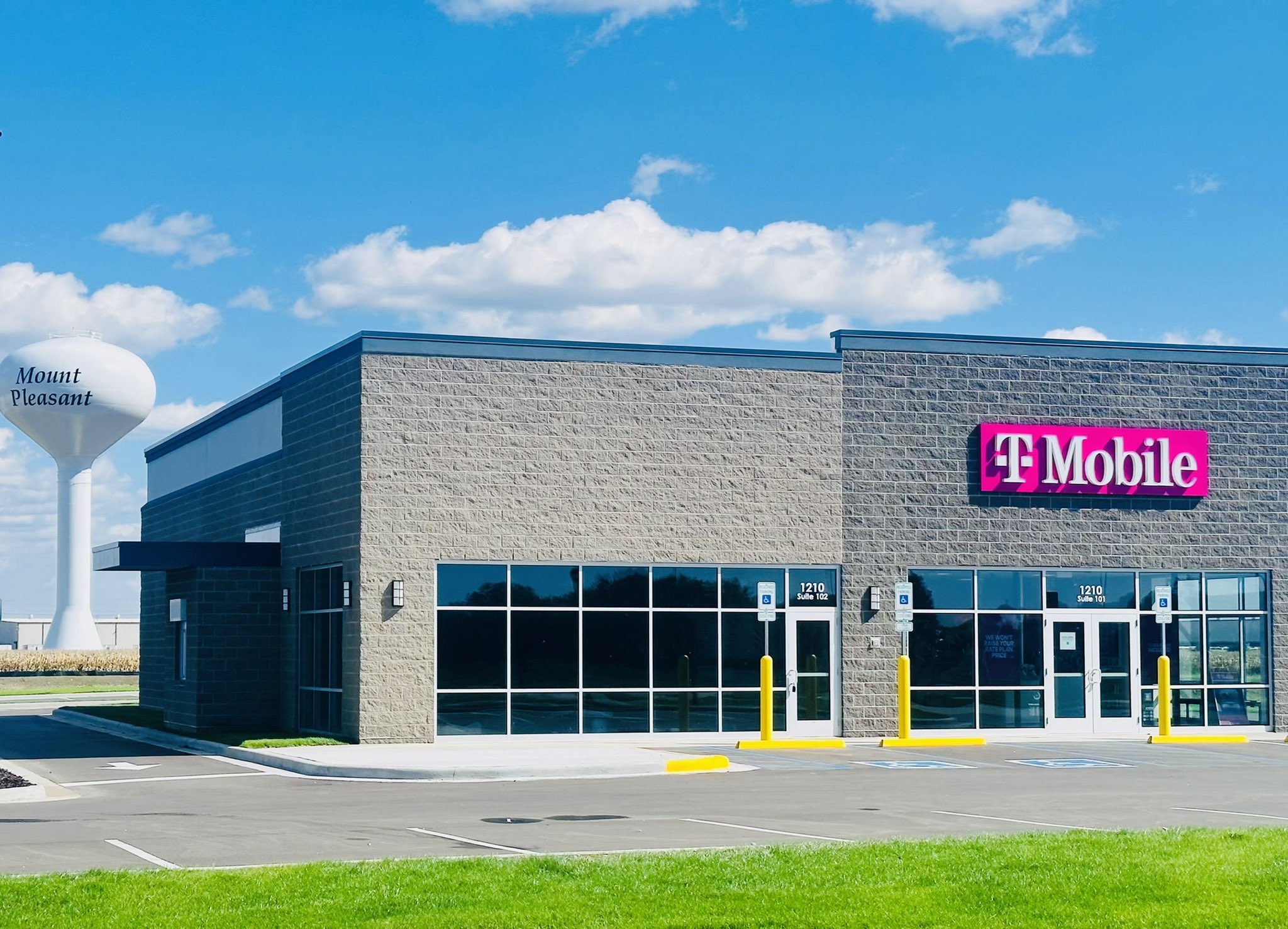 Jon Freier on Twitter "We’re growing in the Hawkeye State! TMobile’s
