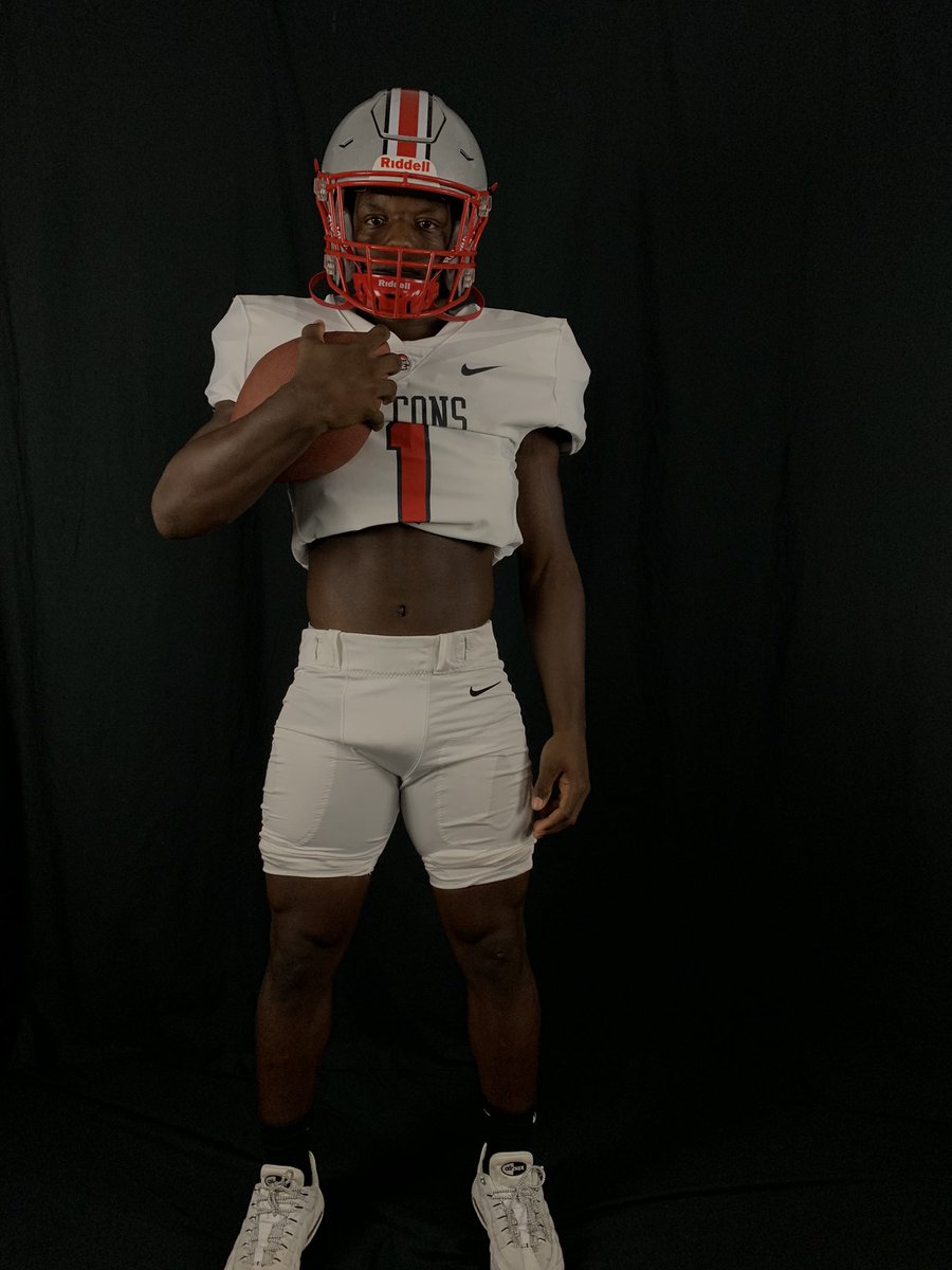 DarrickWillis01's tweet photo. Had a great visit at  @FalconsFU yesterday!! Overall great atmosphere really enjoyed myself!! Good to see @CoachKellyFU!!! https://t.co/2b1PADorxU