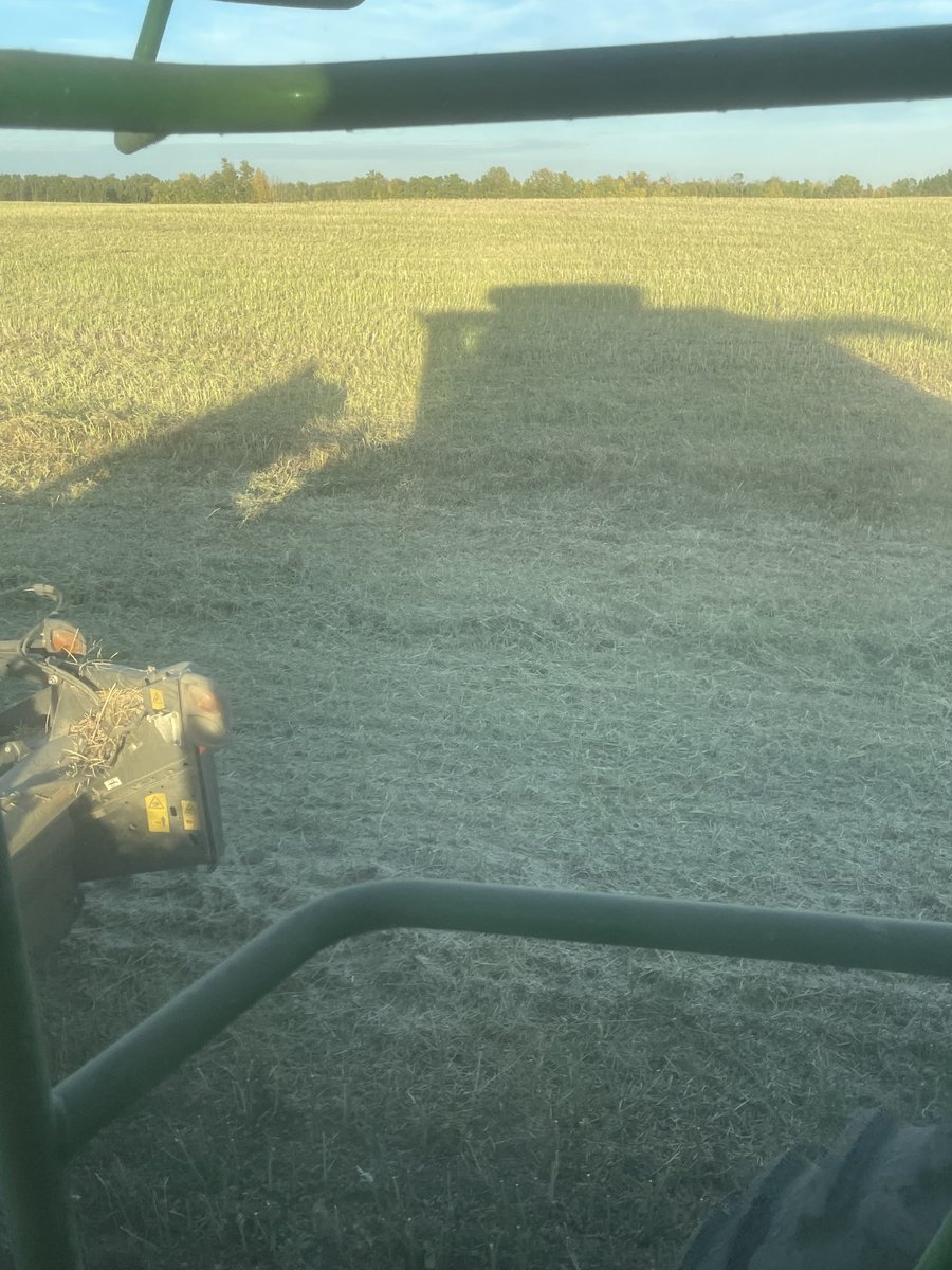 rstrilchukMNP's tweet photo. #shadowracing #harvest2022 https://t.co/0vk5olh5sO