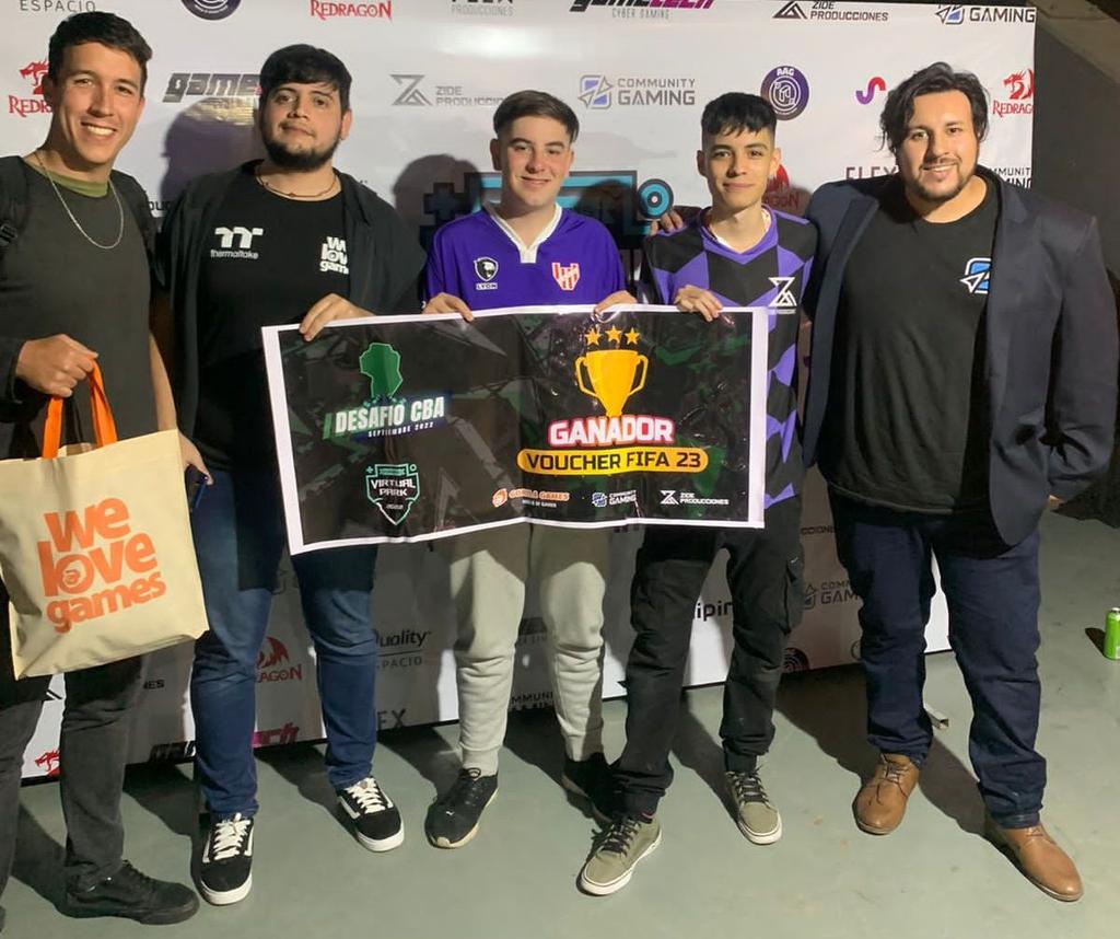 eInstitutoACC's tweet photo. INSTITUTO CAMPEÓNNNNN!! 😎🇦🇹
De la mano del @itsGarnerojr la #GloriaVirtual se coronó campeón en el #VirtualPark 💪🏼🎮
@ZideProduccion
#GloriaVirtual 🔴⚪ https://t.co/rsON6aaFYH