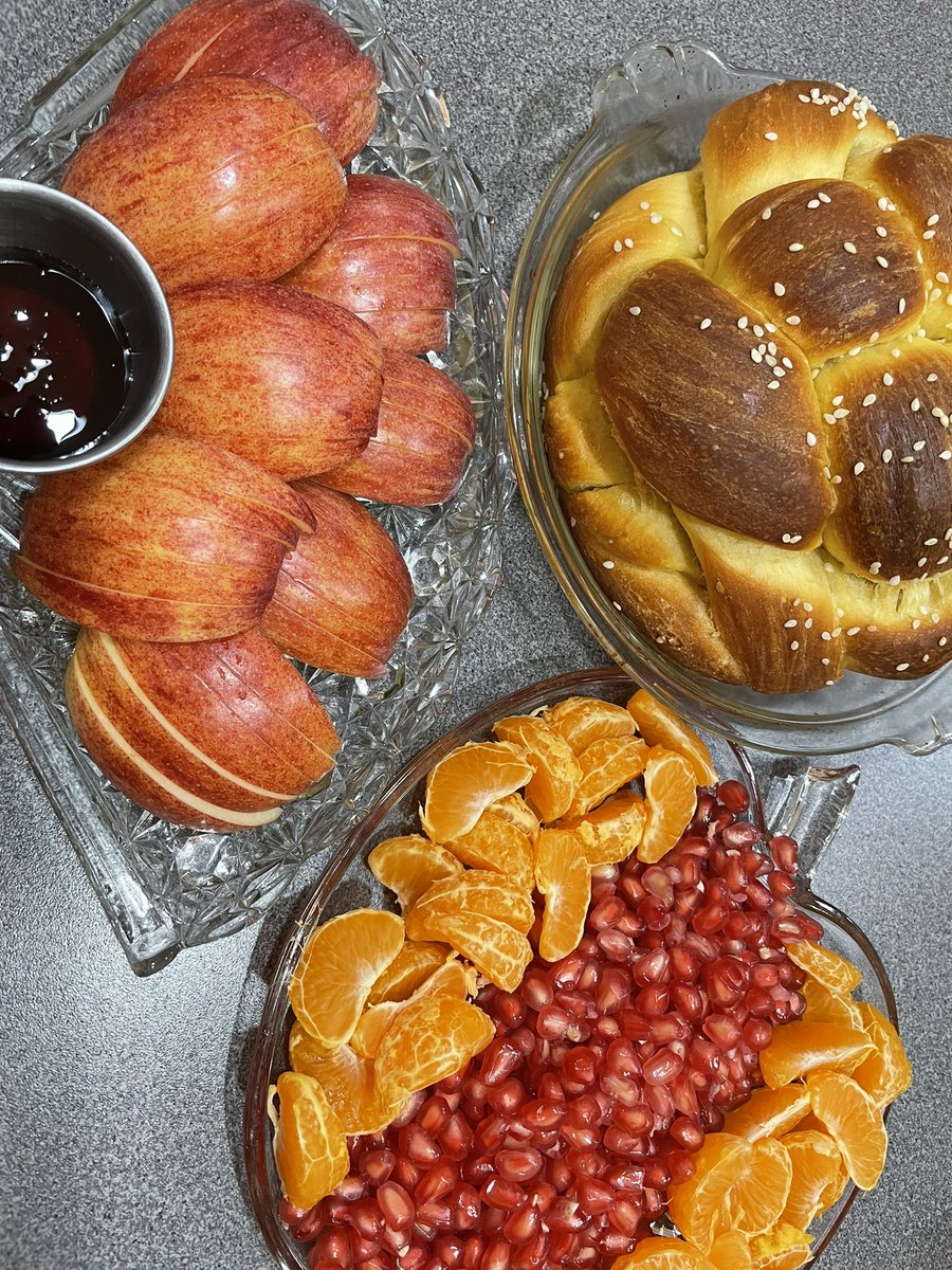 L’Shana Tova! A sweet New Year to all that celebrate!!