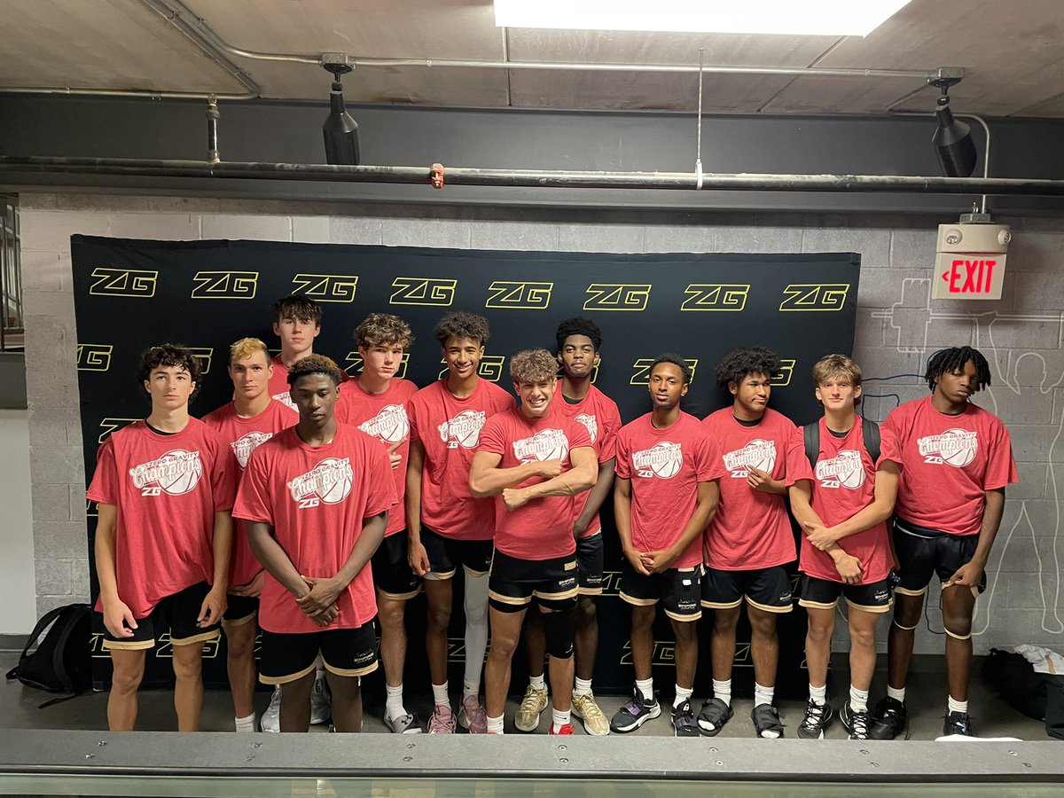 EYA_Basketball's tweet photo. Congrats to 17u Klein who took home the ZG opener championship! This team is filled with future college basketball players across the roster. This is an extremely deep and talented group who will continue to make noise this fall. College coaches reach out for more info! #EYAhoops https://t.co/RYDyTKVNVD