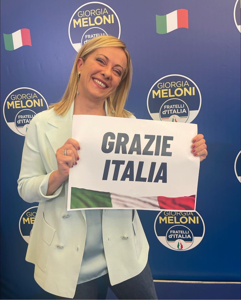 GiorgiaMeloni's tweet image. Non tradiremo la vostra fiducia. Siamo #pronti a risollevare l’Italia

GRAZIE! 🇮🇹