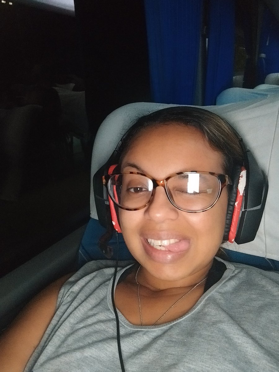 madefrance's tweet image. Mientras viajo, puedo estar en contacto con la comunidad de @Espavlog en el #EspaWow