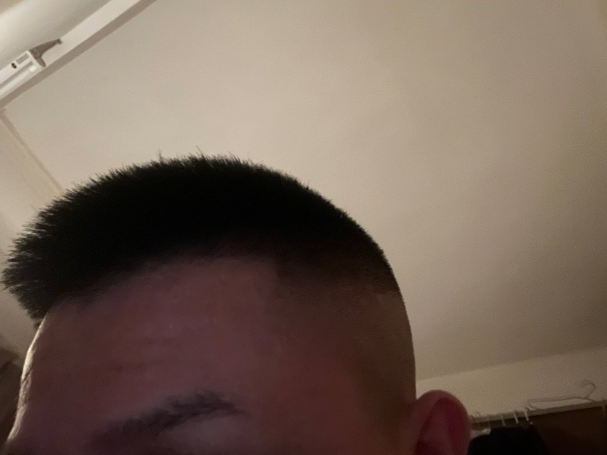 7年时间我见证了一个比我瘦的基友现在壮的跟跟一头牛是的 我有什么不努力去做Gym 😭