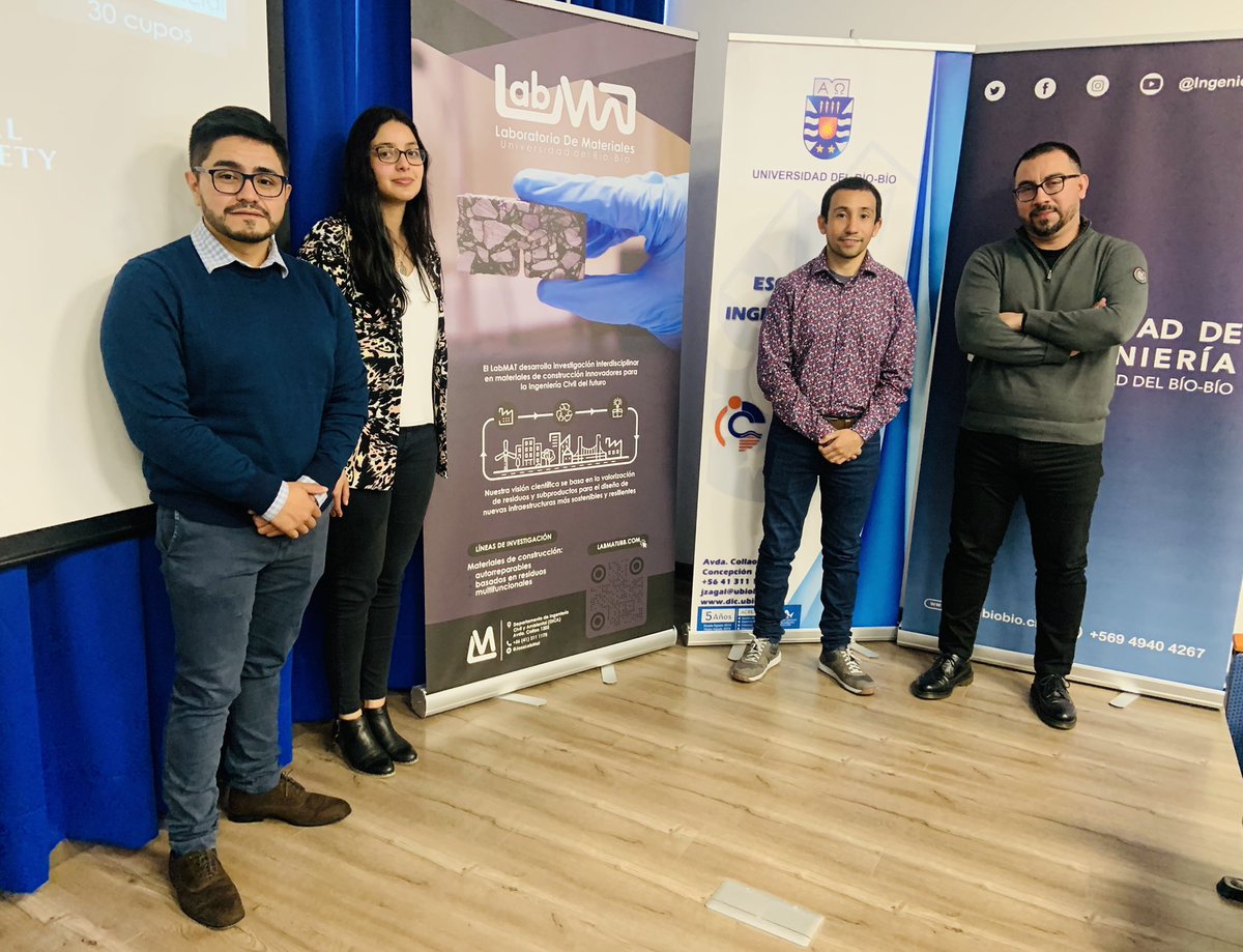 civilubb's tweet photo. 💥 Acá algunas 📸 de los jóvenes de #LabMat del seminario sobre experiencias de investigación 🙌 en ingeniería: ejemplos de Suiza, Colombia y Reino Unido 👏 @JoseLabMat
#DICA #UBB #YoSoyDica https://t.co/dzSiRgE5ps