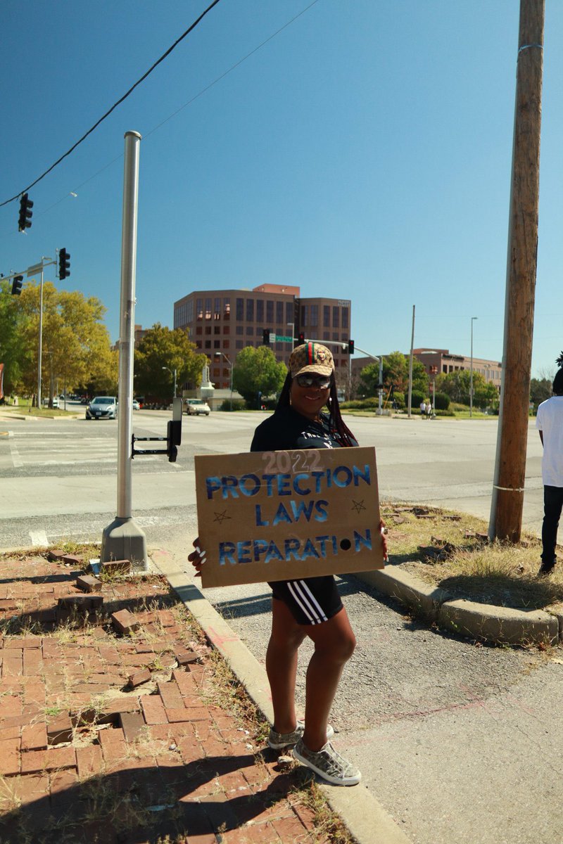 Purpdoll's tweet image. Missouri &amp;amp; Kansas pulled up ya’ll #In3D #Outside #BoutDatLife