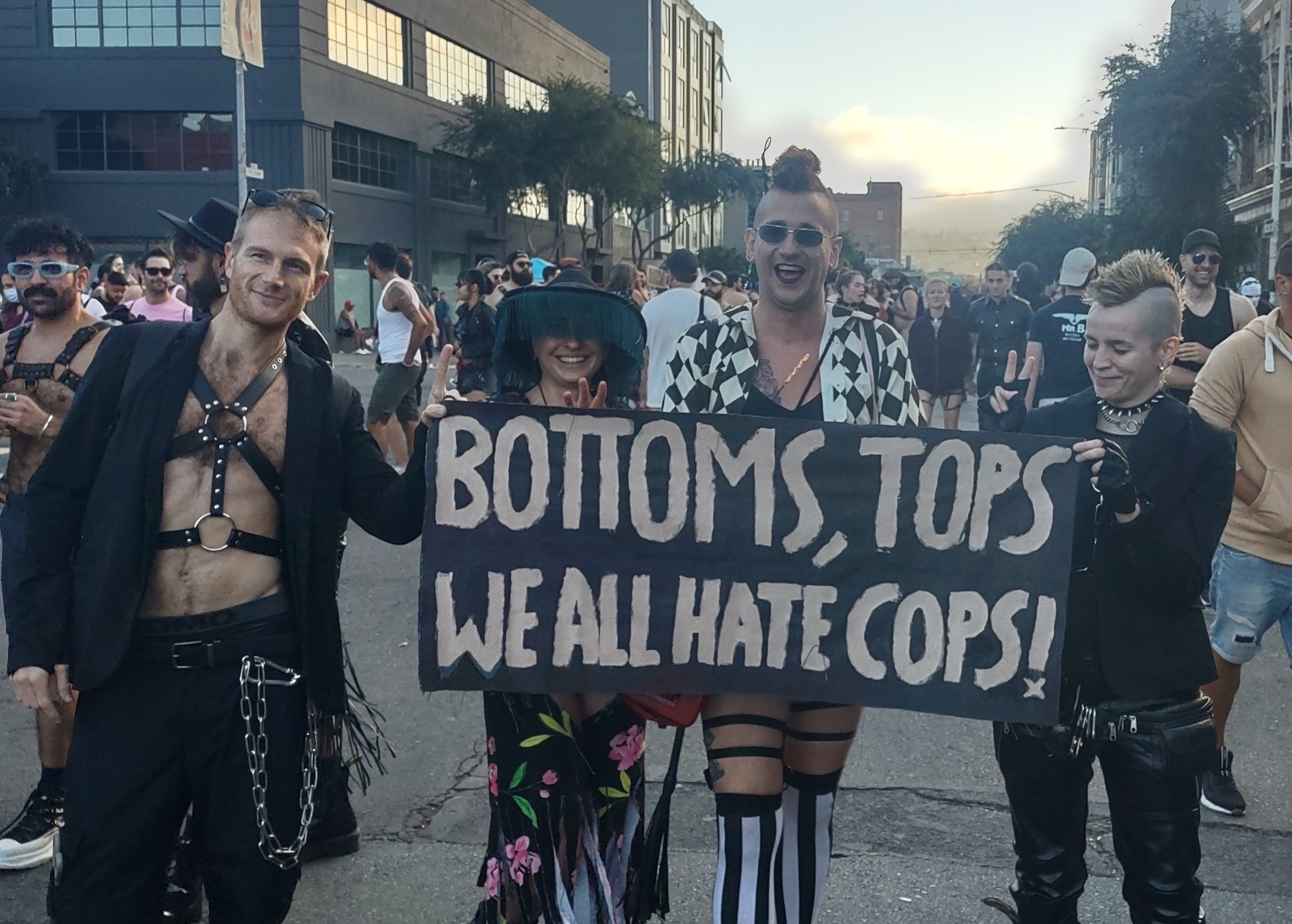 Dallas Blanchard on Twitter "Oh how I love the Folsom Street Fair. https//t.co/PkcsBcQjhZ