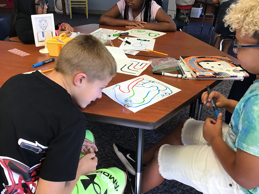 STEAMbirds53's tweet photo. Liberty Oaks Elementary is hosting Steam Birds. Things got off to an awesome start last week with Ozobots, Cubelets, and iRobot Root. https://t.co/BBlNMfxUkR