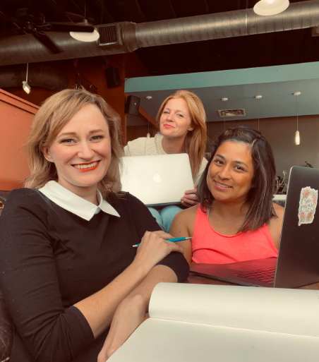OTKMagazine's tweet photo. Happy Thursday from the team at #OneToKnowMagazine!
#writerslife #writers #Editors #WomensMagazine #OneToKnow #socialmedia #media @Erinratigan @JocTatumTweets #WomenSupportingWomen https://t.co/6LuIo1czxn