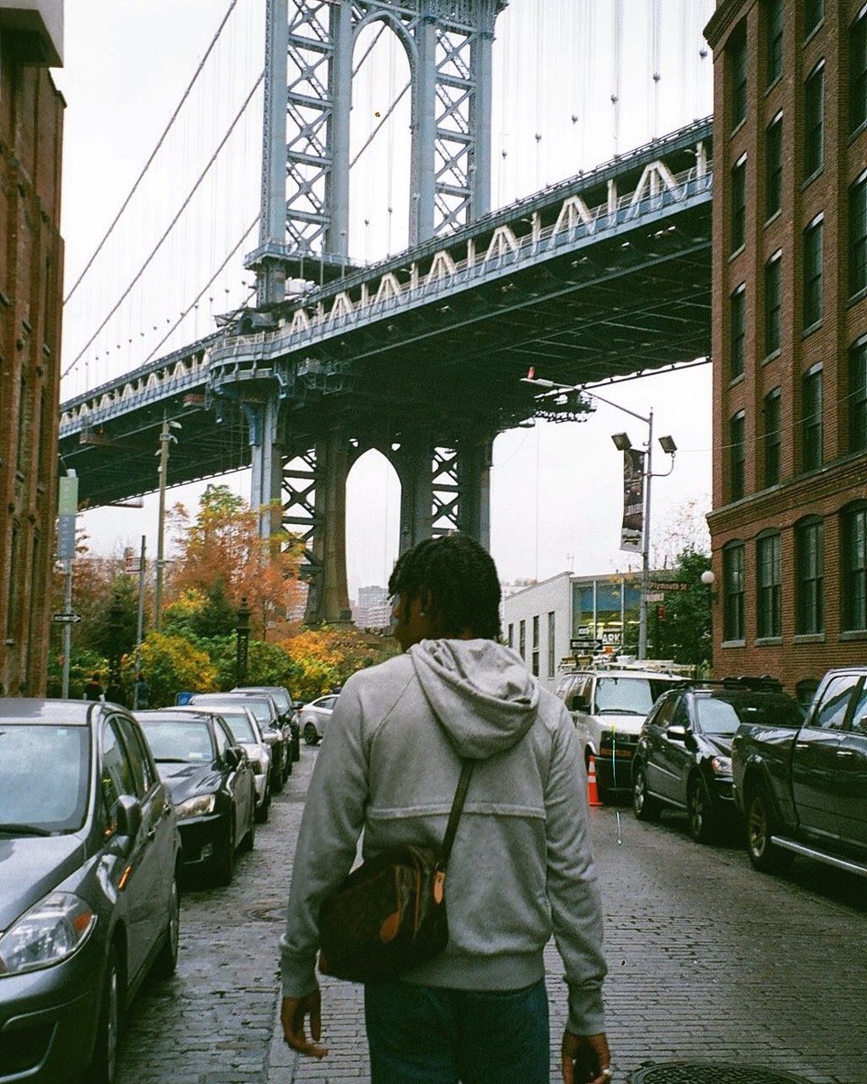 SummreStudio's tweet photo. Our world is opening up… Where’s your next travel destination? 🧳🧭 

… featuring “Guilt-free Hoodie” by Summre Studio, convertible travel hoodie made from recycled plastic bottles &amp; upcycled cotton ♻️

 #TravelGuiltFree #GuiltFreeHoodie https://t.co/syAV9ecxVu
