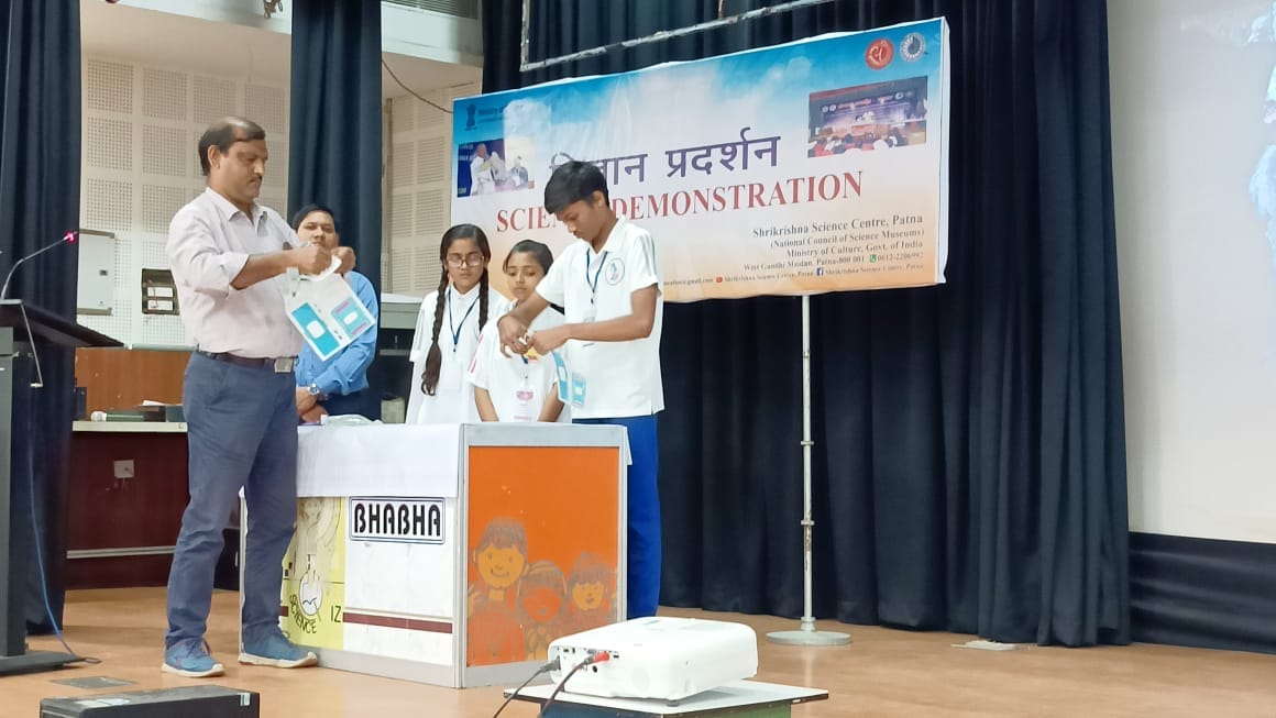 ncsmgoi's tweet photo. 𝐓𝐚𝐫𝐚𝐧𝐠 𝐌𝐞𝐝𝐡𝐚 𝐔𝐭𝐬𝐚𝐯-𝟐𝟎𝟐𝟐
Students from all Nine Divisions of Bihar visited @ssc_patna, a unit of @ncsmgoi  under the program Tarang Medha Utsav jointly organized by @ssc_patna and Bihar Education Project Council

#AmritMahotsav #TarangMedhaUtsav https://t.co/85t12qiwIW
