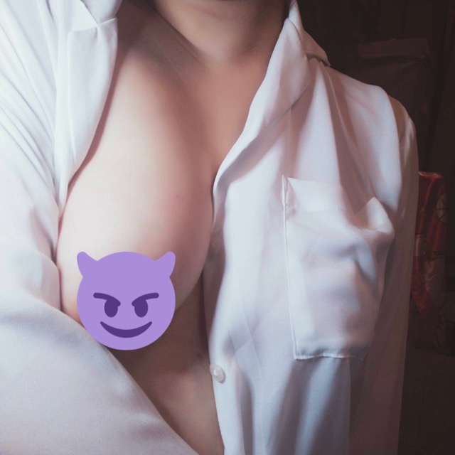 Icup_sama's tweet photo. ムラムラしてます、、

もっと見たい人は
✅通知ON💓
✅リツイートしてください💓

一瞬だけ乳○見えてるやつ載せるかもです😌 https://t.co/SVNxorbGZs