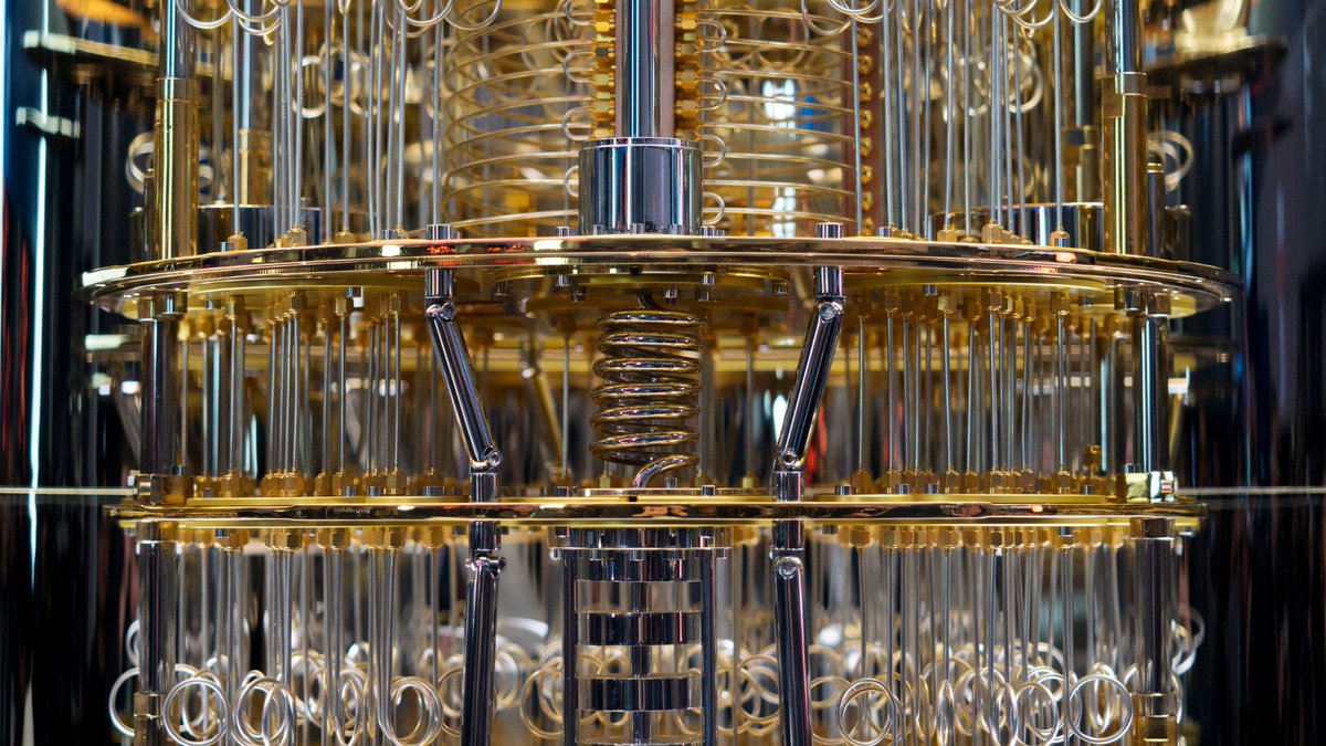 Australia's Chief Scientist has released a paper that charts Australia’s success in #quantum technologies. It highlights lessons learnt for scaling up other sectors, critical to shaping Australia’s industries over the next two decades. Read the full report bit.ly/QISTreport