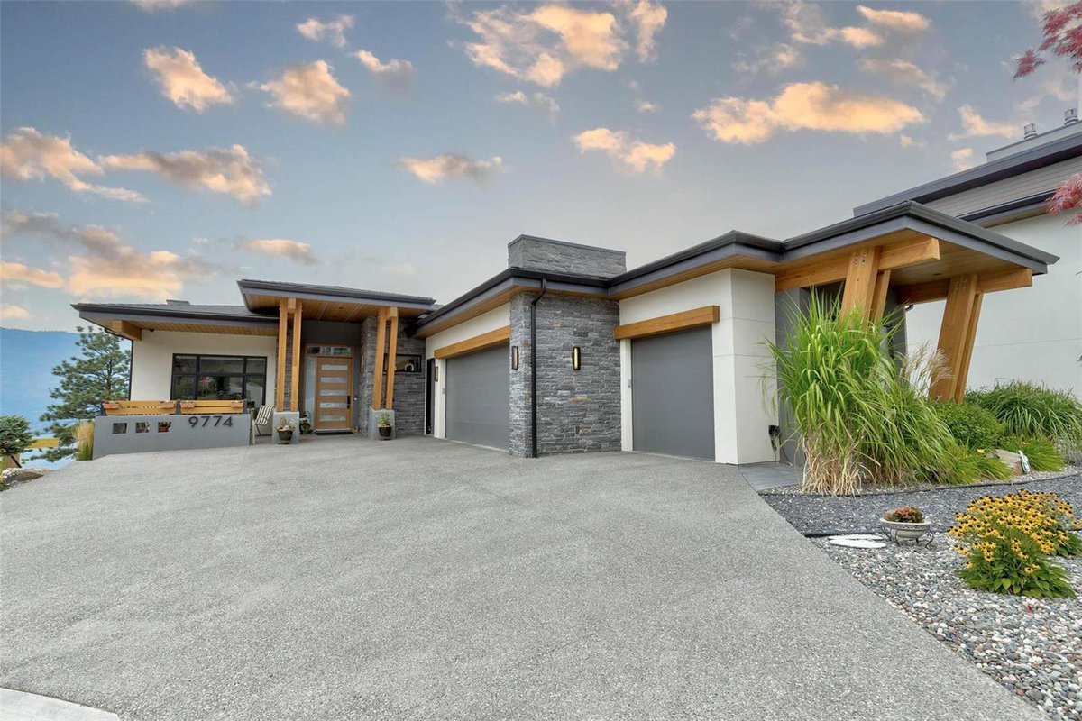 This luxury home captures all areas of Okanagan bliss - coffee and sunrise in the front, sunset and watching the family splash in the pool on one of the rear decks.

📷: 9774 Benchland Court | $2,900,000
More Info: bit.ly/3UFiINN