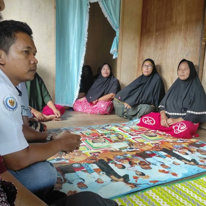 Dina66283693's tweet photo. Late post, kamis 08 september 2022. Kegiatan Penyuluhan Pembentukan Koperasi pada Kelompok Nelayan di Kwala Serapuh Kec. Tanjung Pura.
#petugaspenyuluhkoperasi
#ppklkemenkopukmri
#ppklsumut
#ppklkablangkat https://t.co/Umu6EikPSC