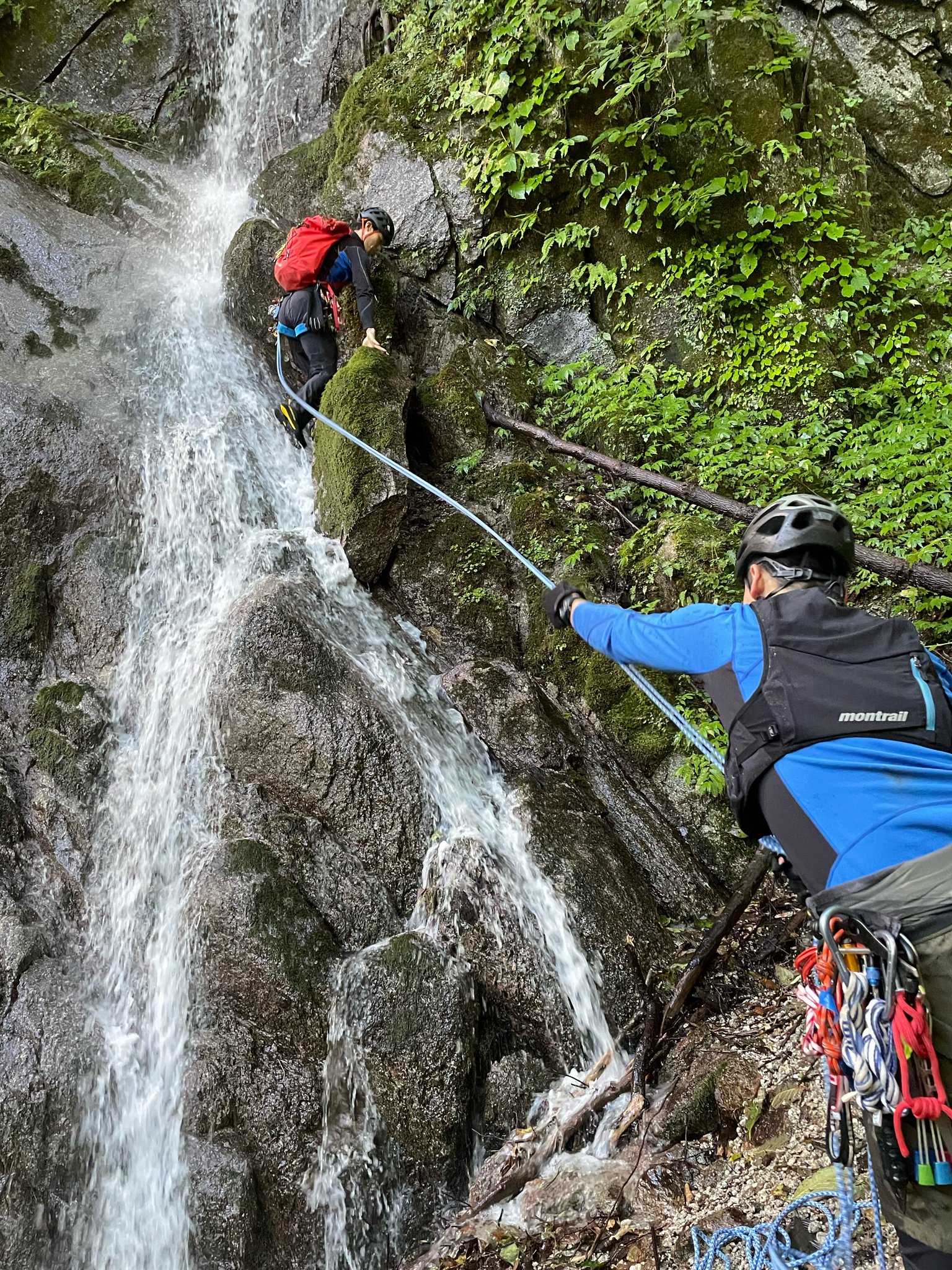 山梨県警察山岳警備安全対策隊【公式】 on Twitter