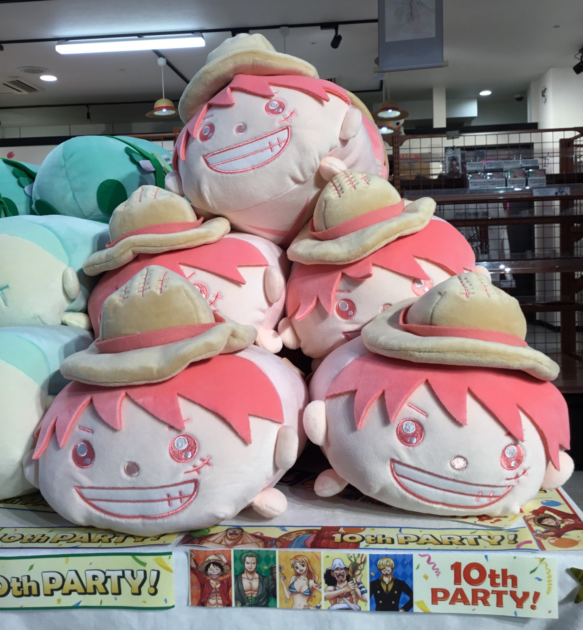 ONE PIECE麦わらストア渋谷本店 on Twitter: