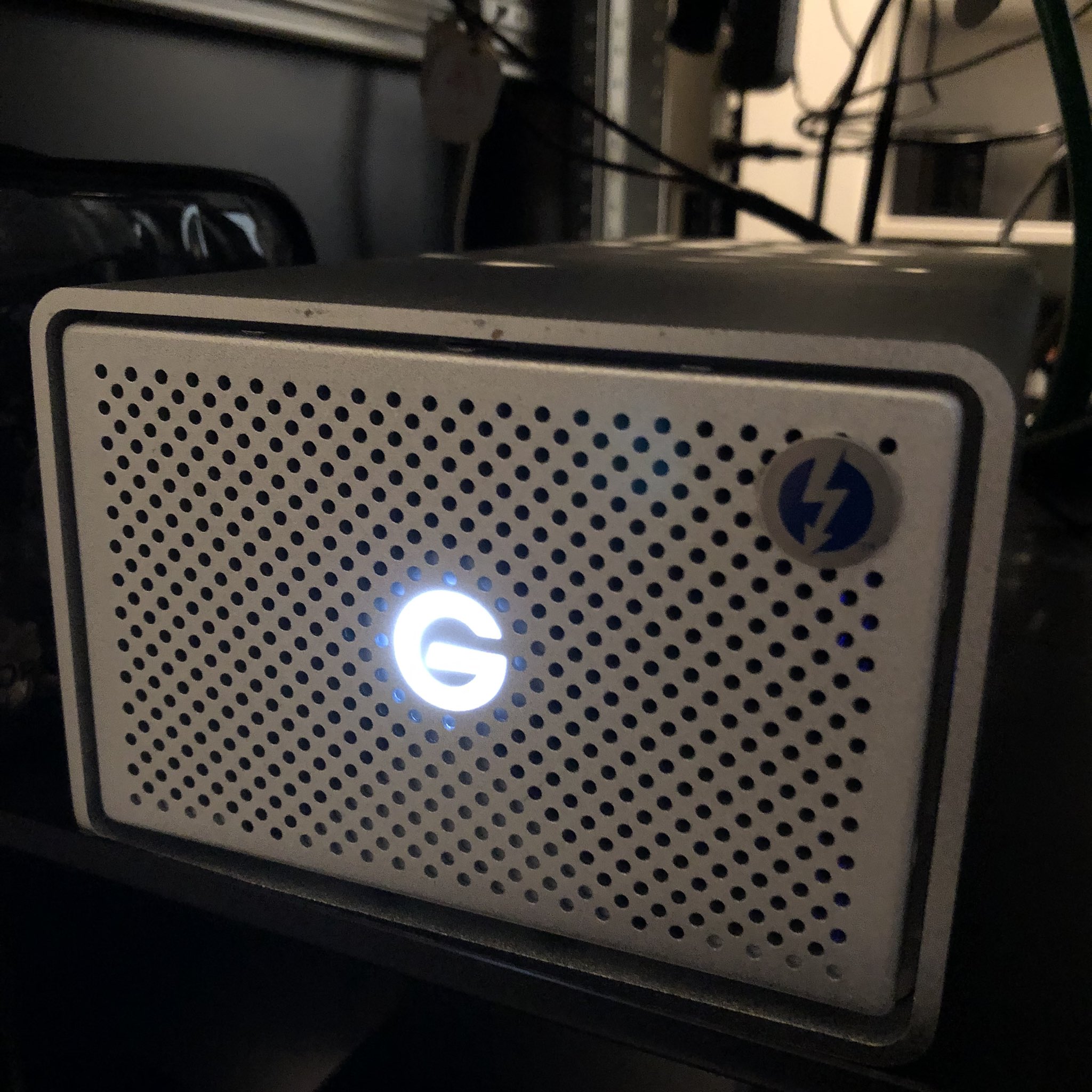 ピカチュウ　パソコン修理 REGZAPC 液晶修理 画面が割れた 修理しました。 - パソコン修理
