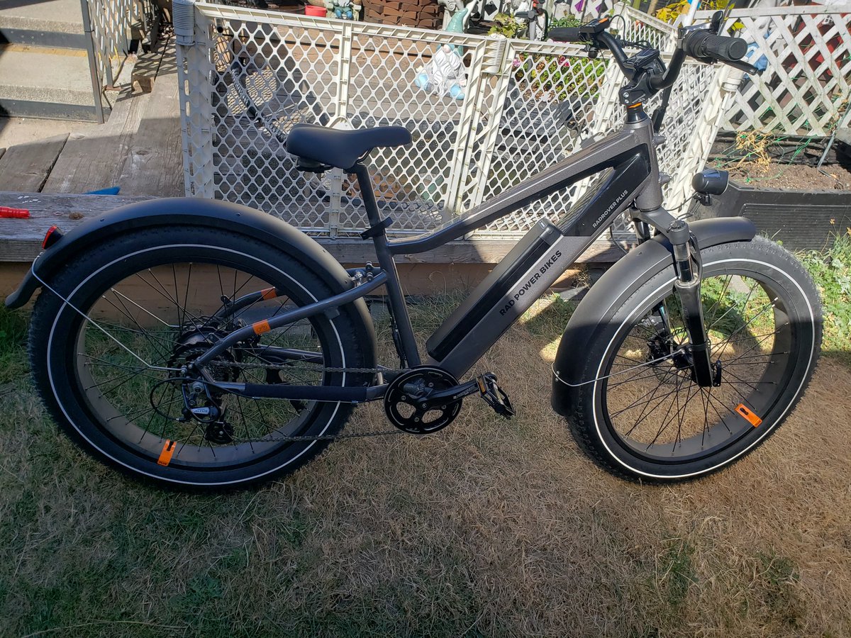 specster76's tweet photo. My new edition to the ebike family the radrover 6+ #ebike #radpower #radpowercanada this is an amazing bike! https://t.co/rFGIZ2vhDz