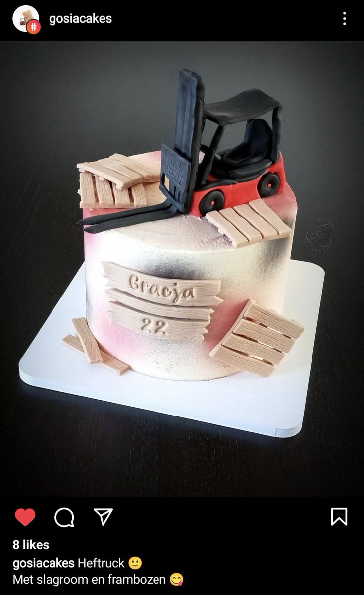 It's parked with the forks as low as possible and I'm assuming the hand brake is on. Very OSHA compliant cake.