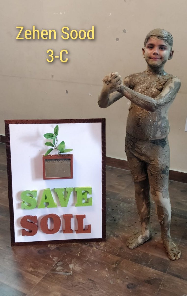 SoodZehen's tweet photo. @cpsavesoil Sadhguru enlightens young messengers! 🌱🌎🌱
Zehen Sood , an 8 year Old, young messenger from Father Agnel School, Noida takes the illuminant forward to spread #SaveSoil Awareness. @PreethaPrabaka1 @SadhguruJV https://t.co/bkhdYJG4fF
