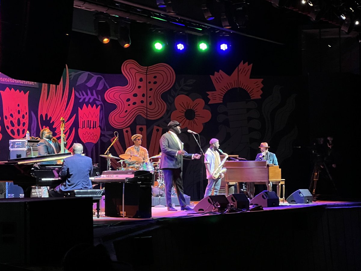 DesouzaWarren's tweet photo. #MJF65 ⁦@GregoryPorter⁩ I’m on my way to Harlem https://t.co/n5RX79kMu2