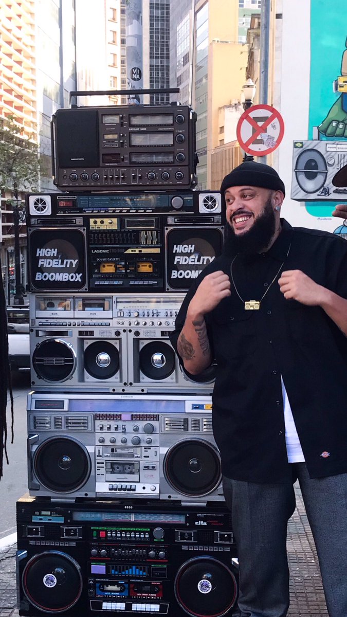 BboyEverson's tweet photo. Encontro na São Bento ! #hiphop https://t.co/bMaNWaI1xG
