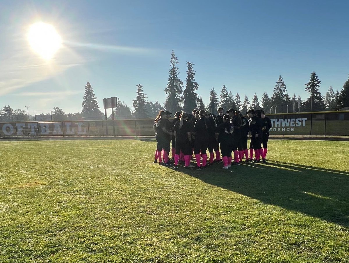 lutesoftball tweet picture