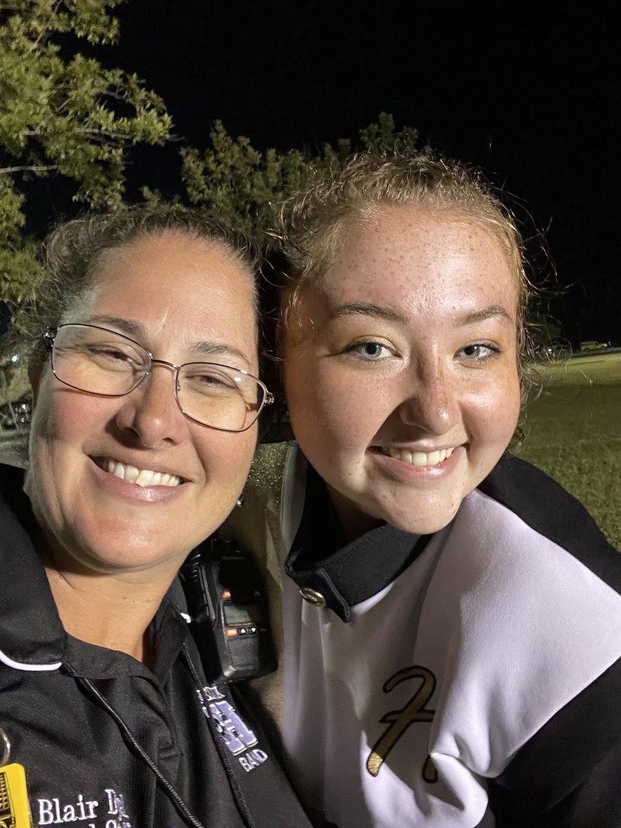 pir8temom2's tweet photo. The @HavelockHSBand showed up this weekend. It is going to be a great #Journey with this team this year! Thankful for the #HavelockBandFam https://t.co/W76TTtP5K8