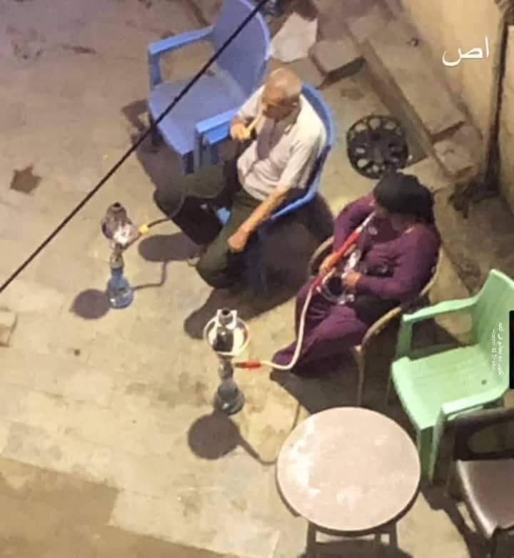 " واختر لنفسك شخصًا إذا قَست عليك الأيام يكن لكَ فيه عشمٌ لا يخيب ". ♥️