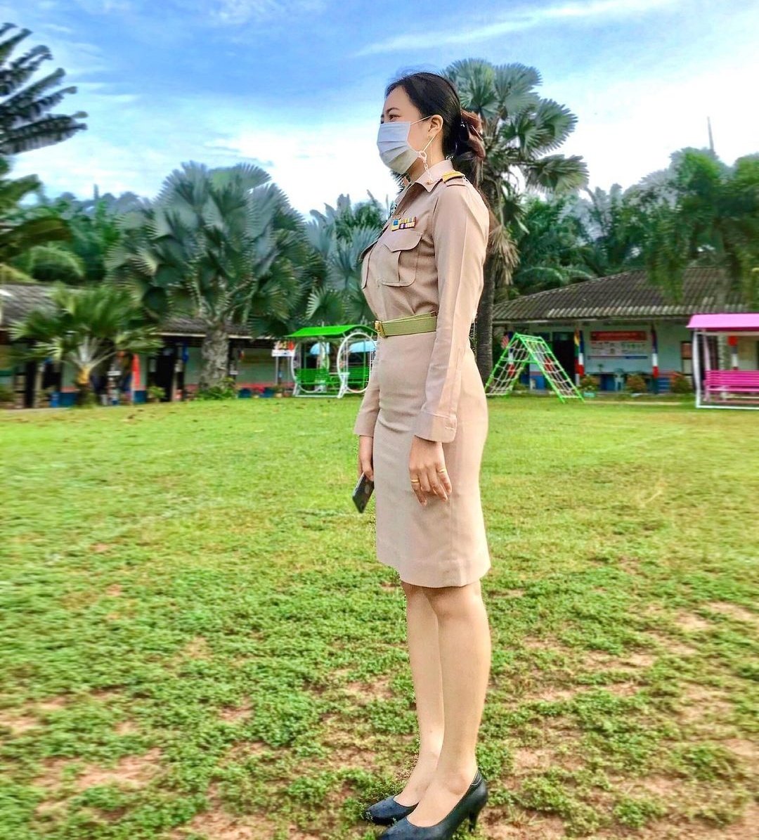 Update24B's tweet photo. มีหน้าท้องหน่อยๆ ถลกกระโปรงเย็ดคาชุดท่าหมา น่า��ะมันควย https://t.co/kyJsYxE6mC