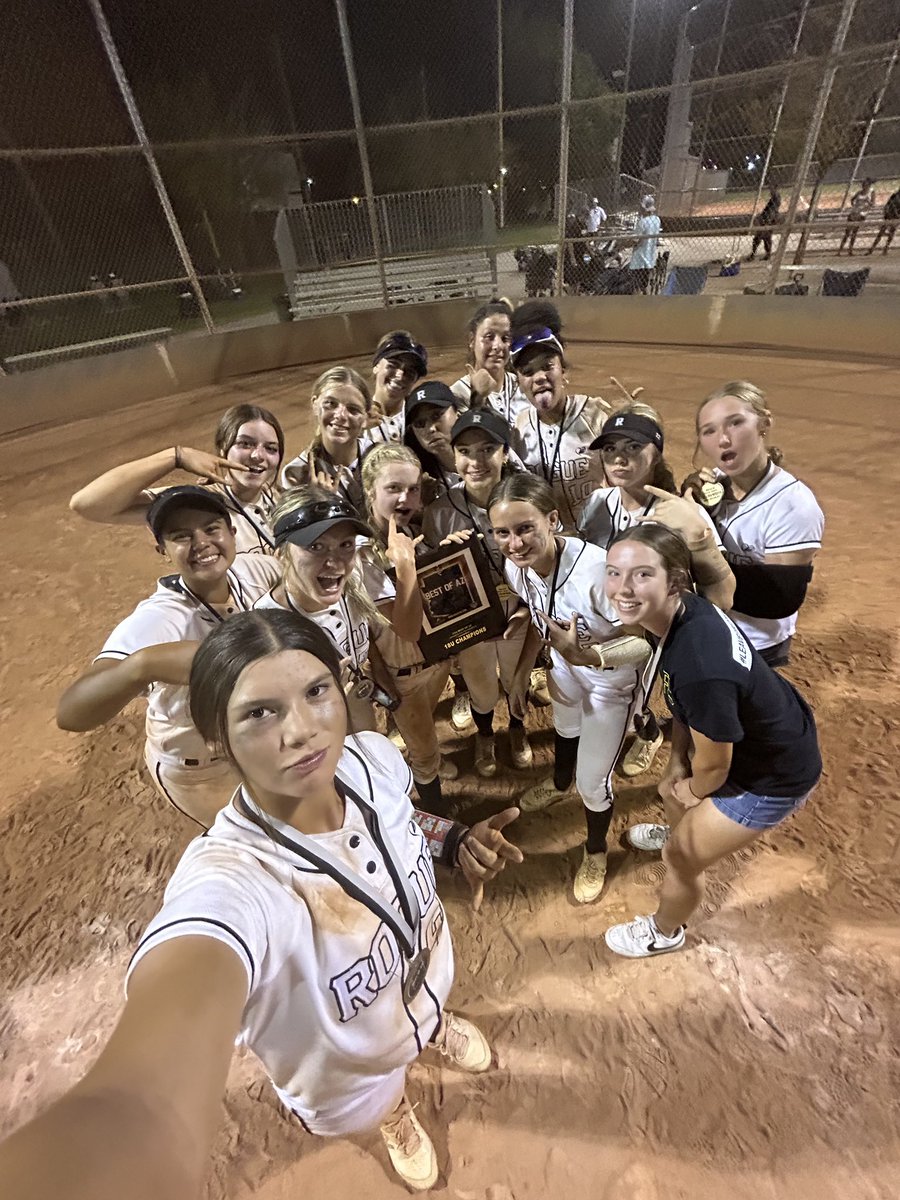 RogueFCKaye2526's tweet photo. Alliance Best of AZ 18u Tournament Co-Champions @ocbatbusters 
@Los_Stuff @ondecksoftball @ExtraInningSB @eliginnis @RogueFC_Kaye https://t.co/MCcyyVxunY
