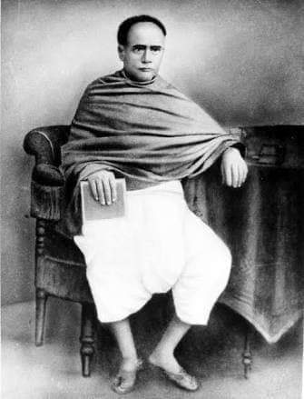 PalashM4's tweet photo. কবিগুরু যার সম্পর্কে বলেছেন- 'দয়া নহে, বিদ্যা নহে, তার চরিত্রের প্রধান গৌরব ছিল তাঁর অজেয় পৌরুষ, তাহার আশ্চর্য মনুষ্যত্ব'। হ্যাঁ, তিনি বাংলার গর্ব পন্ডিত ঈশ্বরচন্দ্র বিদ্যাসাগর। ১৮২০ খ্রীস্টাব্দের ২৬শে সেপ্টেম্বর মেদিনীপুরের বীরসিংহ গ্রামে ঈশ্বরচন্দ্র জন্মগ্রহণ করেন।🙏✍️ https://t.co/6ZYSjDiKOT