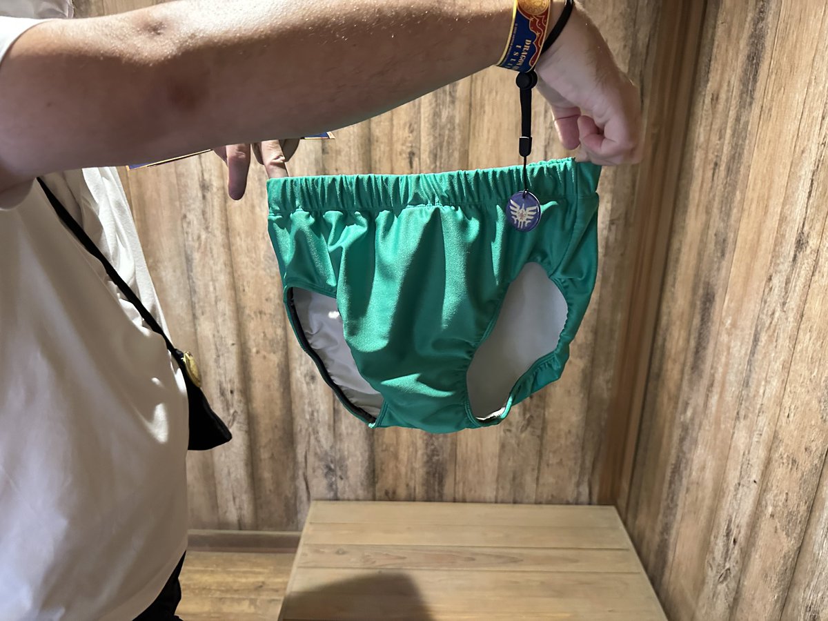 SumichanWeb's tweet image. 誰のパンツ？
#ニジゲンノモリ#ドラゴンクエストアイランド#ドラゴンクエスト#淡路島