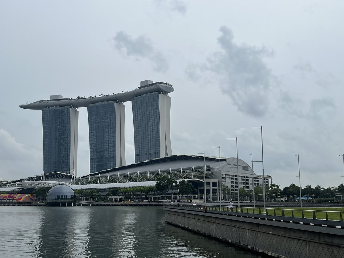 Teng Yan tweet media