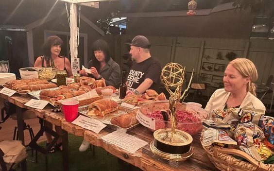 Kelly Carlin-McCall tweet media