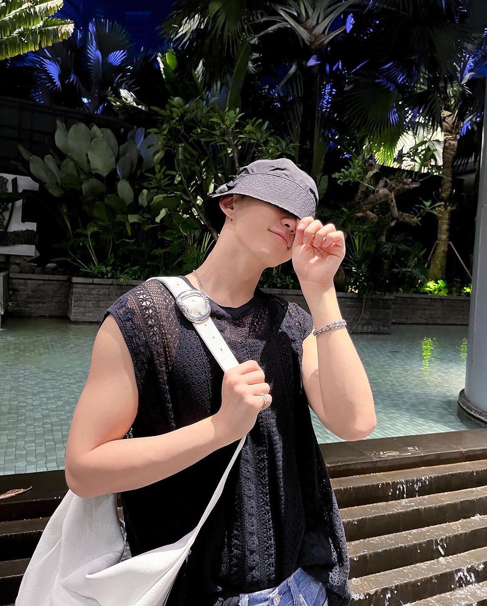wonubliss's tweet photo. ho5hi_kwon 🖤☺️🍃 #호시 https://t.co/JRRGx3qgxg