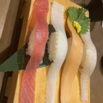 お寿司屋さんで新型のアップルウォッチ発見!美味しそう♡