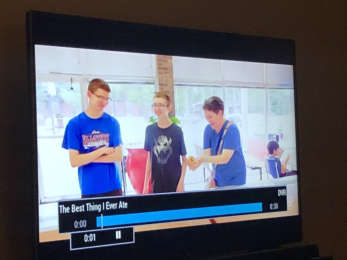 TyannRouw's tweet photo. A few years ago while on vacation, our family walked into Gibsonβs Donuts in Memphis & appeared on the show, The Best Thing I Ever Ate. Our DVR is being replaced this week, so we're revisiting this recorded footage. #TheBestThingIEverAte #FlyingDonuts #GoodCatch https://t.co/Nqr177Gk5G