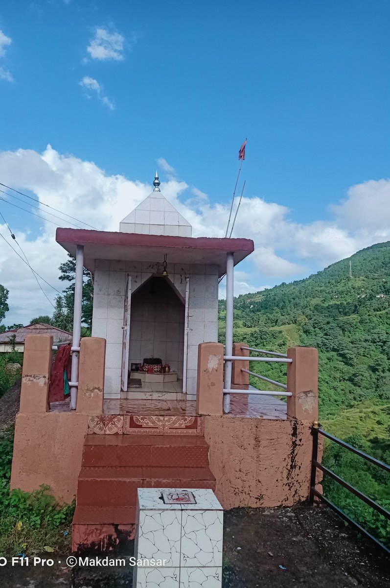 smakdam's tweet photo. सर्वमंगल मांगल्ये शिवे सर्वार्थ साधिके।
शरण्ये त्र्यंबके गौरी नारायणि नमोऽस्तुते।।

#नवरात्रि के पावन पर्व की आप सभी को हार्दिक शुभकामनाएं। माँ जगदम्बा की कृपा आप पर बनी रहे।
 #Navratri https://t.co/CADEu3ezD1