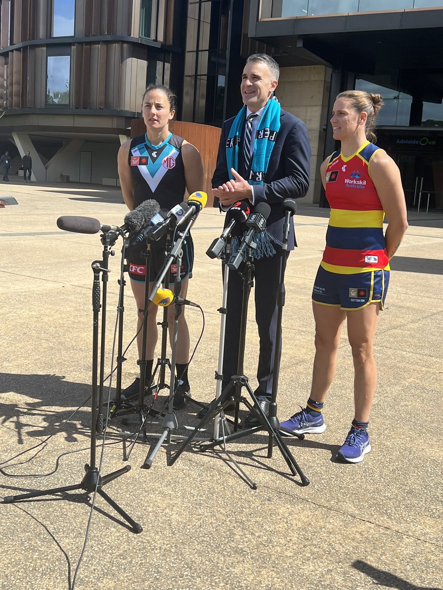 pafc_w's tweet photo. Premier of South Australia Peter Malinauskas, Ange Foley and Chelsea Randall are speaking to the media at Adelaide Oval ahead of the inaugural AFLW Showdown on Friday night.

Tweets to follow 👇 https://t.co/wzOaQkQcpc
