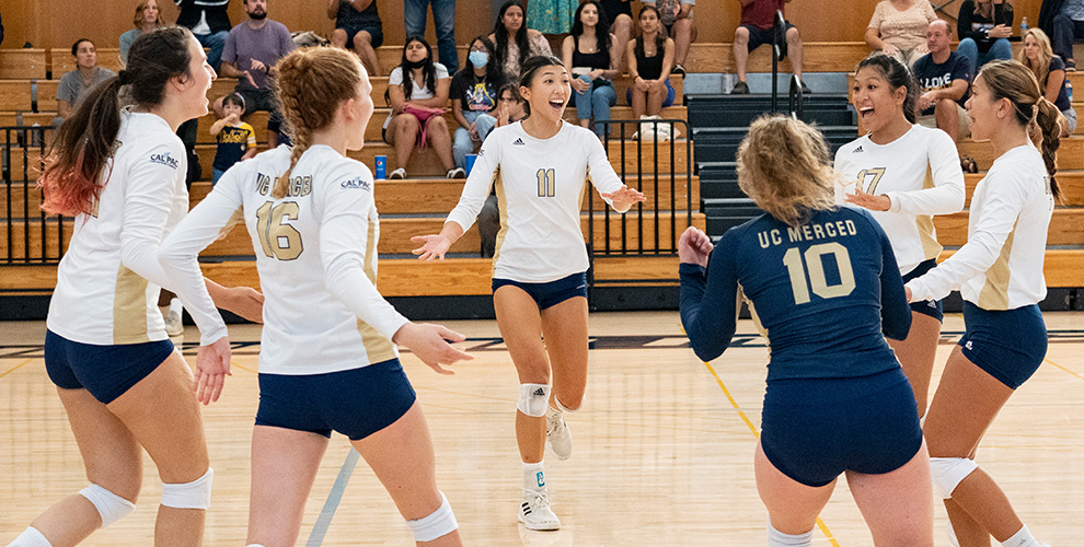 UC Merced Bobcats tweet media